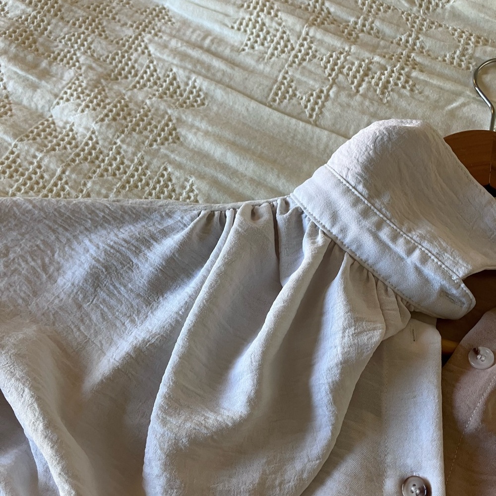 SHEIN White and Tan Color-block Dolman Short Sleeve Button Down Size L (L-XXL) - Picture 8 of 12